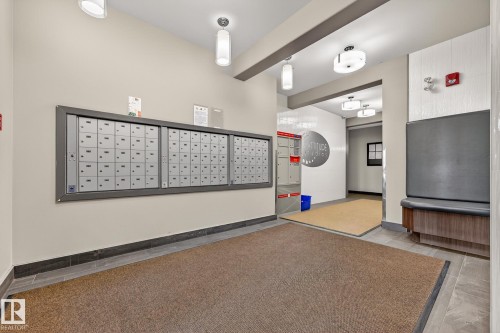 247 308 Ambleside Link, Edmonton, AB - Indoor Photo Showing Other Room