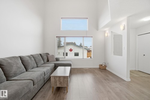 71 Caledonia Drive, Leduc, AB - Indoor Photo Showing Living Room