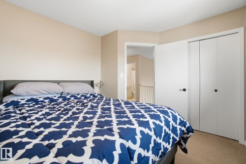 71 Caledonia Drive, Leduc, AB - Indoor Photo Showing Bedroom