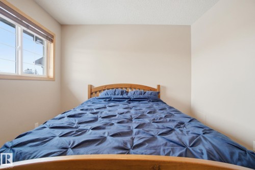 71 Caledonia Drive, Leduc, AB - Indoor Photo Showing Bedroom
