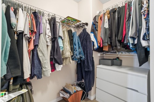 71 Caledonia Drive, Leduc, AB - Indoor With Storage