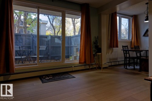 105 11217 103 Avenue Nw, Edmonton, AB - Indoor Photo Showing Other Room