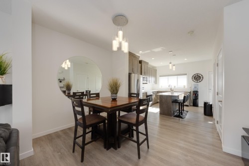 5181 Edgemont Boulevard, Edmonton, AB - Indoor Photo Showing Dining Room