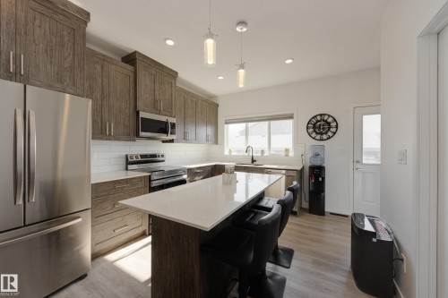 5181 Edgemont Boulevard, Edmonton, AB - Indoor Photo Showing Kitchen With Stainless Steel Kitchen With Upgraded Kitchen