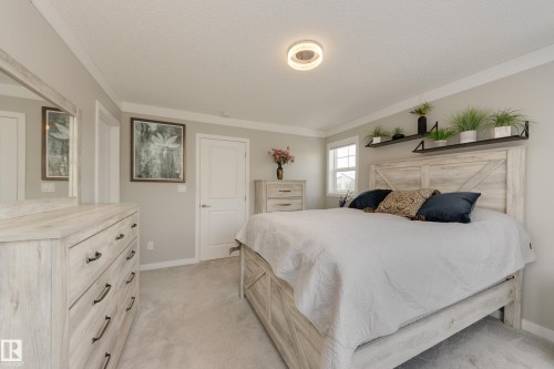 5181 Edgemont Boulevard, Edmonton, AB - Indoor Photo Showing Bedroom