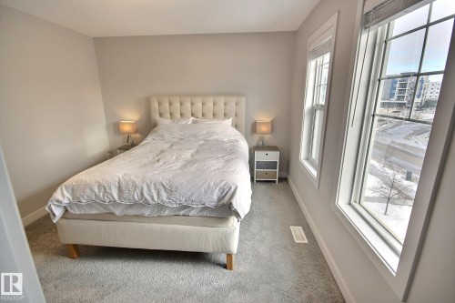 846 Daniels Way, Edmonton, AB - Indoor Photo Showing Bedroom