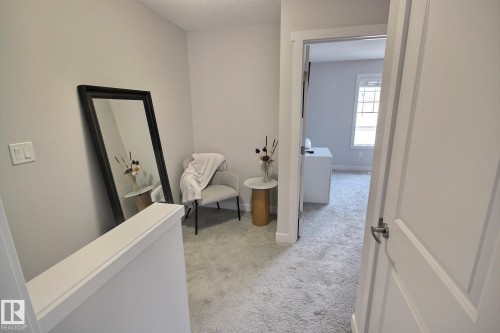 846 Daniels Way, Edmonton, AB - Indoor Photo Showing Other Room