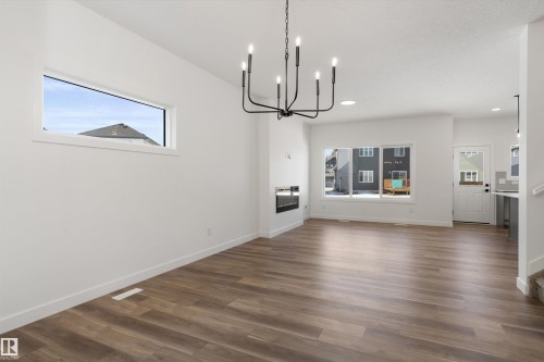 4028 207 Street, Edmonton, AB - Indoor