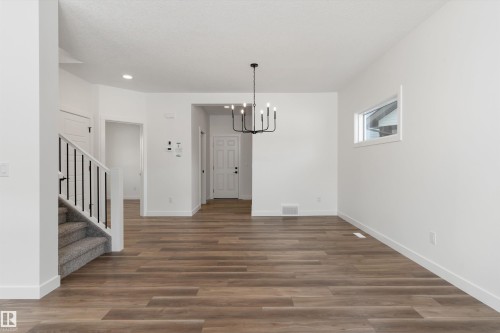 4028 207 Street, Edmonton, AB - Indoor Photo Showing Other Room