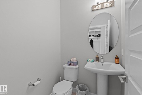 6 Hemingway Crescent, Spruce Grove, AB - Indoor Photo Showing Bathroom