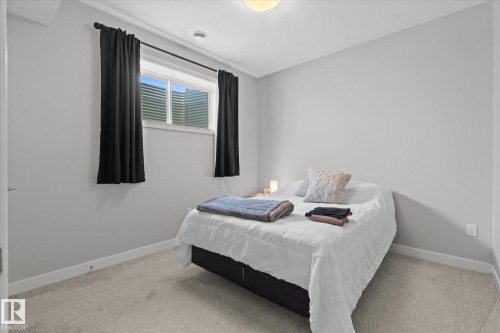 6 Hemingway Crescent, Spruce Grove, AB - Indoor Photo Showing Bedroom