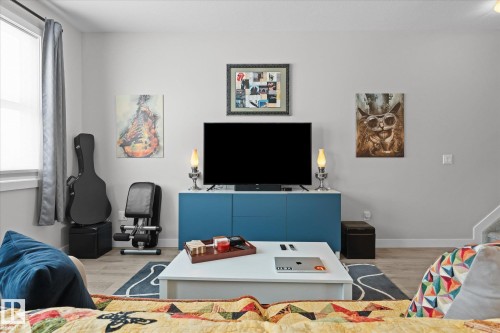 6 Hemingway Crescent, Spruce Grove, AB - Indoor