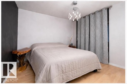 17737 95 Street, Edmonton, AB - Indoor Photo Showing Bedroom