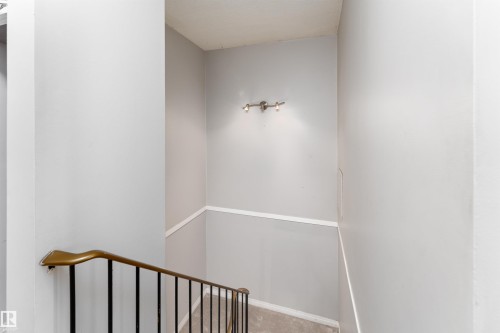 17737 95 Street, Edmonton, AB - Indoor Photo Showing Other Room