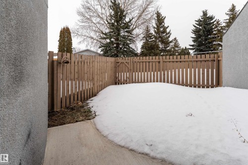 17737 95 Street, Edmonton, AB - Outdoor