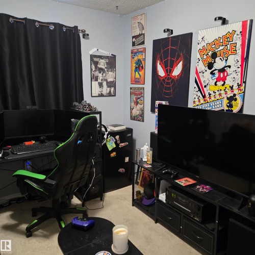 4016 22 Avenue, Edmonton, AB - Indoor Photo Showing Other Room