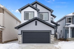 93 SUNLAND Way  Sherwood Park, AB T8H 2Y6