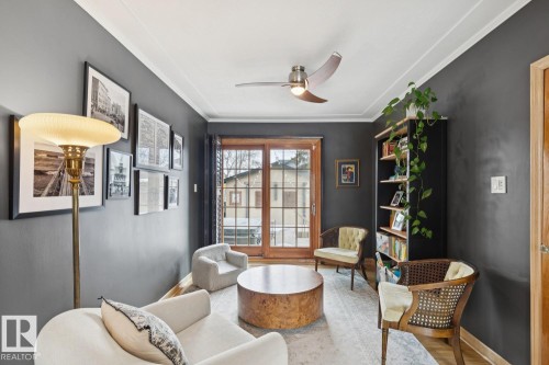 10537 140 Street, Edmonton, AB - Indoor