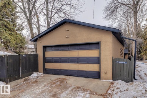 10537 140 Street, Edmonton, AB - Outdoor