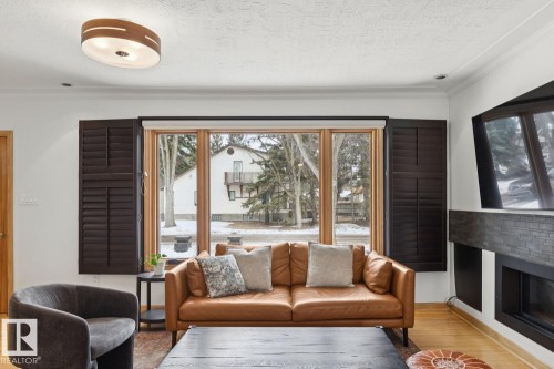 10537 140 Street, Edmonton, AB - Indoor Photo Showing Living Room With Fireplace