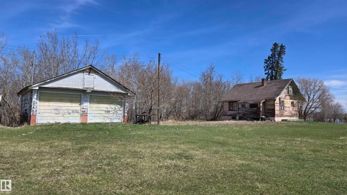 11 Twin Lakes Drive, Rural Lamont County, AB 
