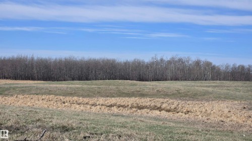 Image quality insufficient for description - 11 Twin Lakes Drive, Rural Lamont County, AB 
