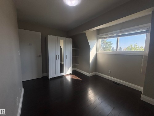 5979 40 Avenue, Edmonton, AB - Indoor Photo Showing Other Room