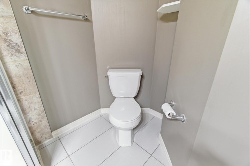 424 Songhurst Place, Leduc, AB - Indoor Photo Showing Bathroom