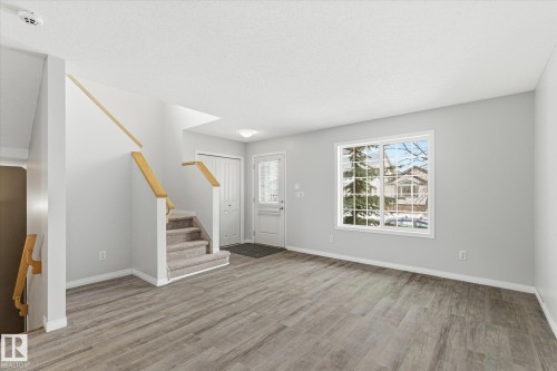 424 Songhurst Place, Leduc, AB - Indoor