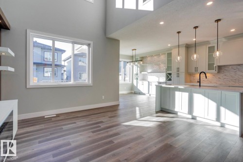 3601 42 Avenue, Beaumont, AB - Indoor Photo Showing Kitchen