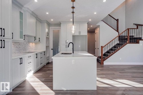 3601 42 Avenue, Beaumont, AB - Indoor Photo Showing Kitchen