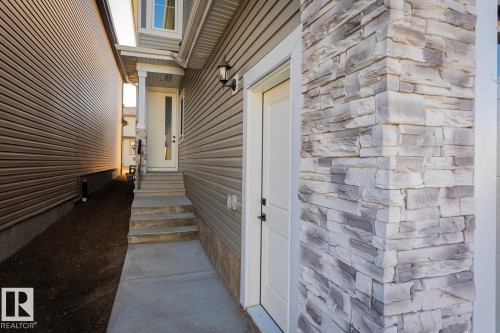 3601 42 Avenue, Beaumont, AB - Outdoor
