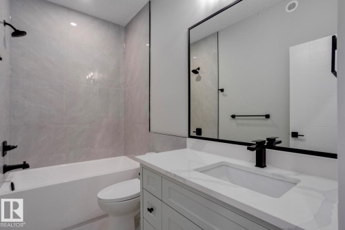 3601 42 Avenue, Beaumont, AB - Indoor Photo Showing Bathroom