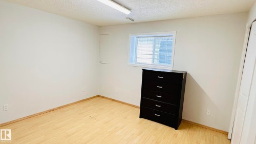 3912 30 Street, Edmonton, AB - Indoor Photo Showing Other Room