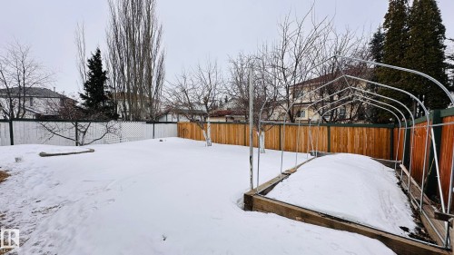 3912 30 Street, Edmonton, AB - Outdoor