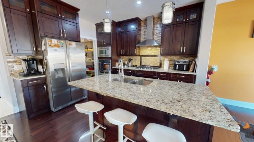 3621 Claxton Place, Edmonton, AB - Indoor Photo Showing Kitchen With Double Sink With Upgraded Kitchen