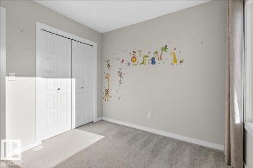 2463 Kelly Circle, Edmonton, AB - Indoor Photo Showing Other Room
