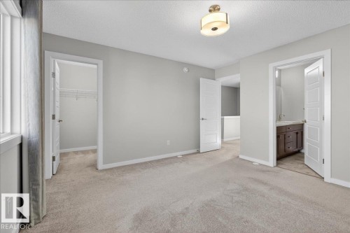 2463 Kelly Circle, Edmonton, AB - Indoor