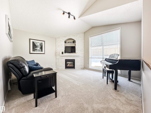 13036 139 Street, Edmonton, AB - Indoor With Fireplace