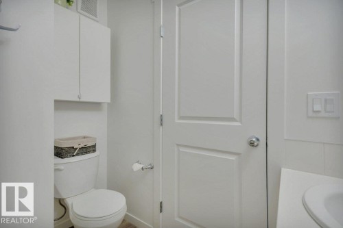 28 850 Secord Boulevard, Edmonton, AB - Indoor Photo Showing Bathroom