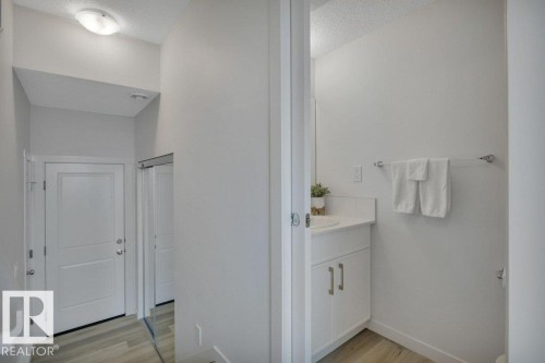 28 850 Secord Boulevard, Edmonton, AB - Indoor