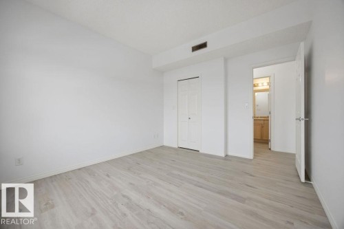 34 1179 Summerside Drive, Edmonton, AB - Indoor Photo Showing Other Room