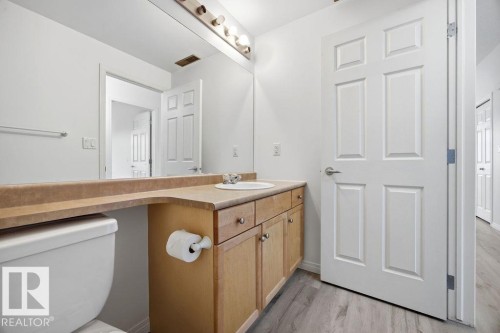 34 1179 Summerside Drive, Edmonton, AB - Indoor Photo Showing Bathroom