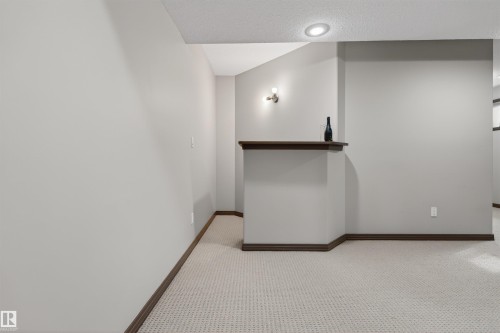 1213 Cunningham Drive, Edmonton, AB - Indoor Photo Showing Other Room