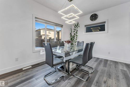 415 42 Street, Edmonton, AB - Indoor Photo Showing Dining Room