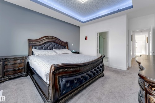 415 42 Street, Edmonton, AB - Indoor Photo Showing Bedroom