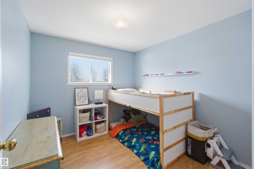 6008 54 Avenue, Camrose, AB - Indoor Photo Showing Bedroom