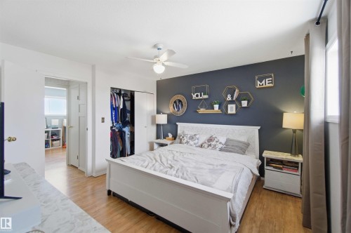 6008 54 Avenue, Camrose, AB - Indoor Photo Showing Bedroom