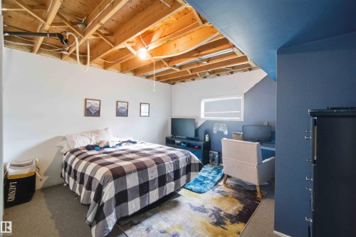 6008 54 Avenue, Camrose, AB - Indoor Photo Showing Bedroom