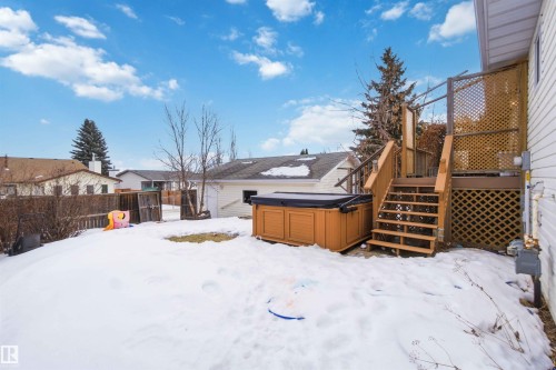 6008 54 Avenue, Camrose, AB - Outdoor